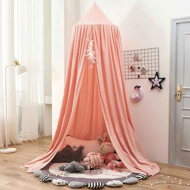 Ciel de lit bébé | Voilage doux rose pour créer un cocon féerique - Mes Essentiels Bébé